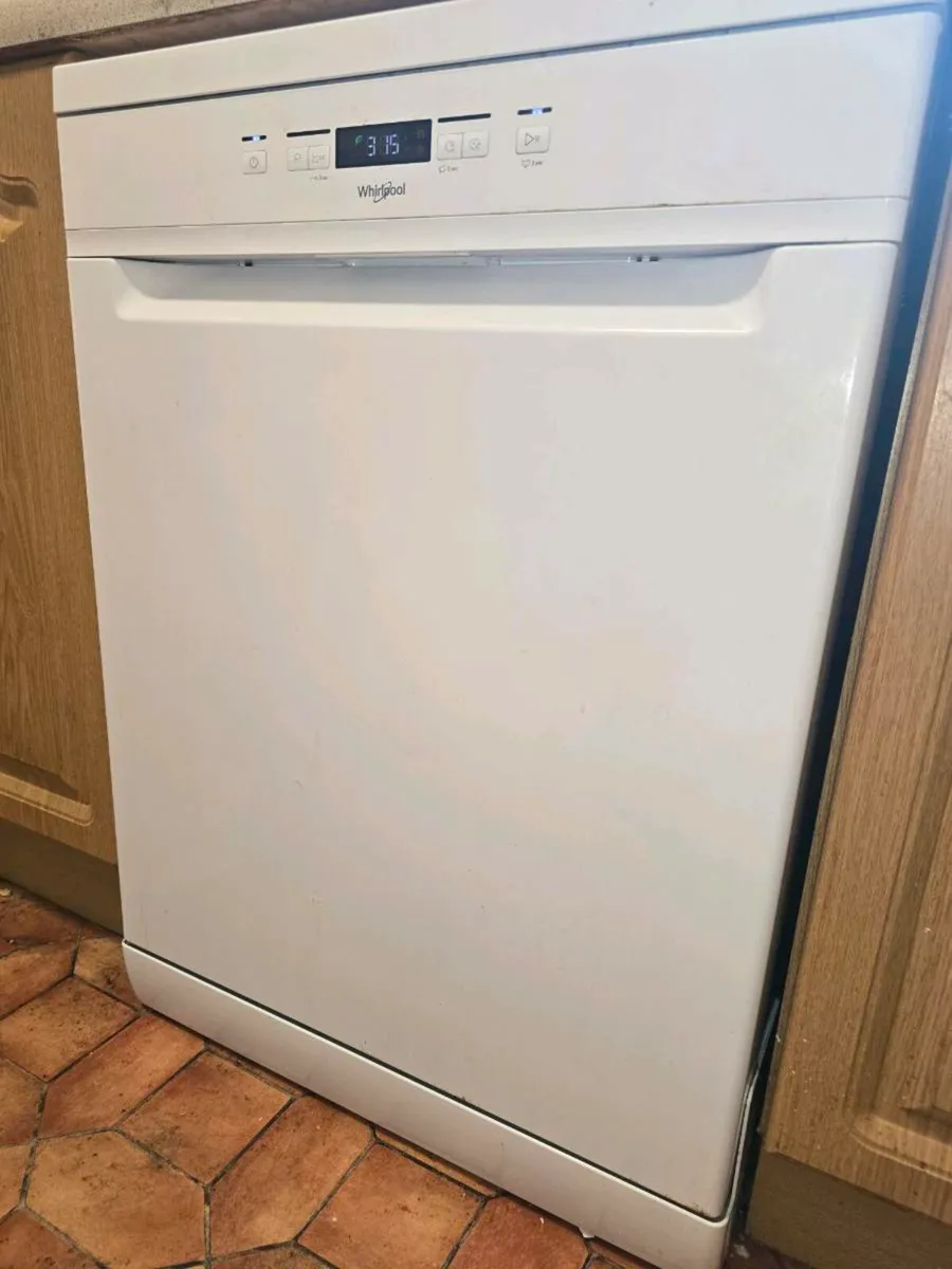 Whirlpool Dishwasher
