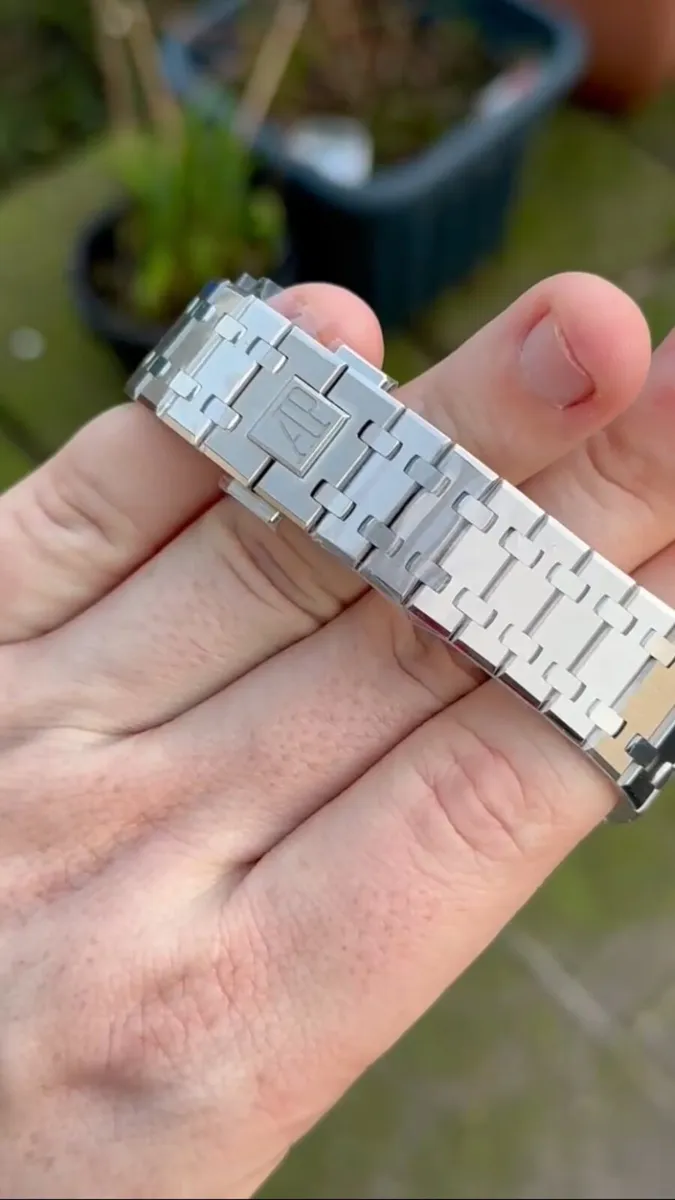 Chronograph watch - Image 2