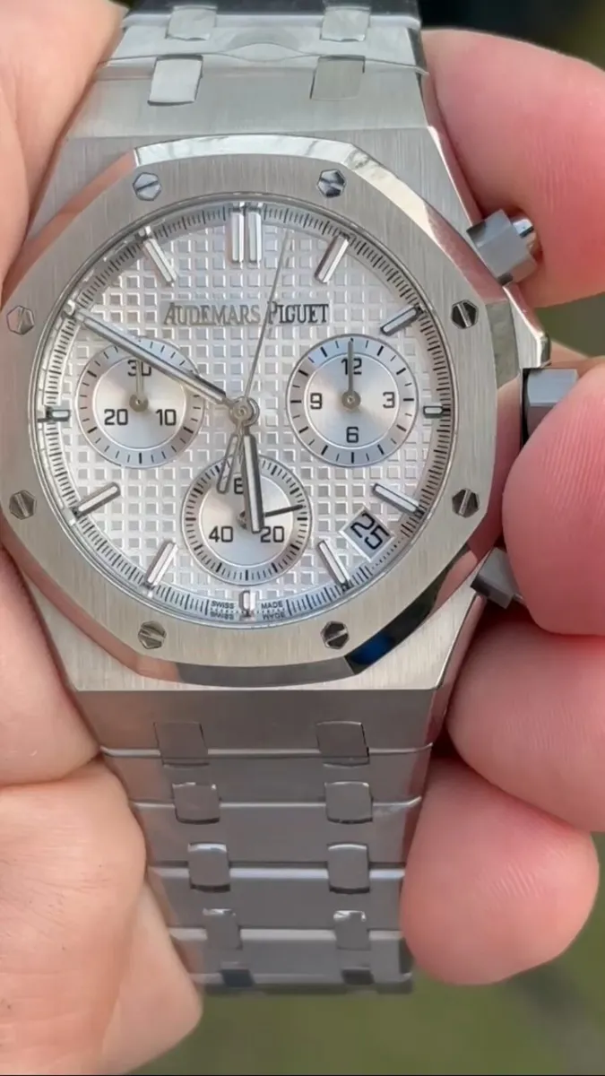 Chronograph watch - Image 4