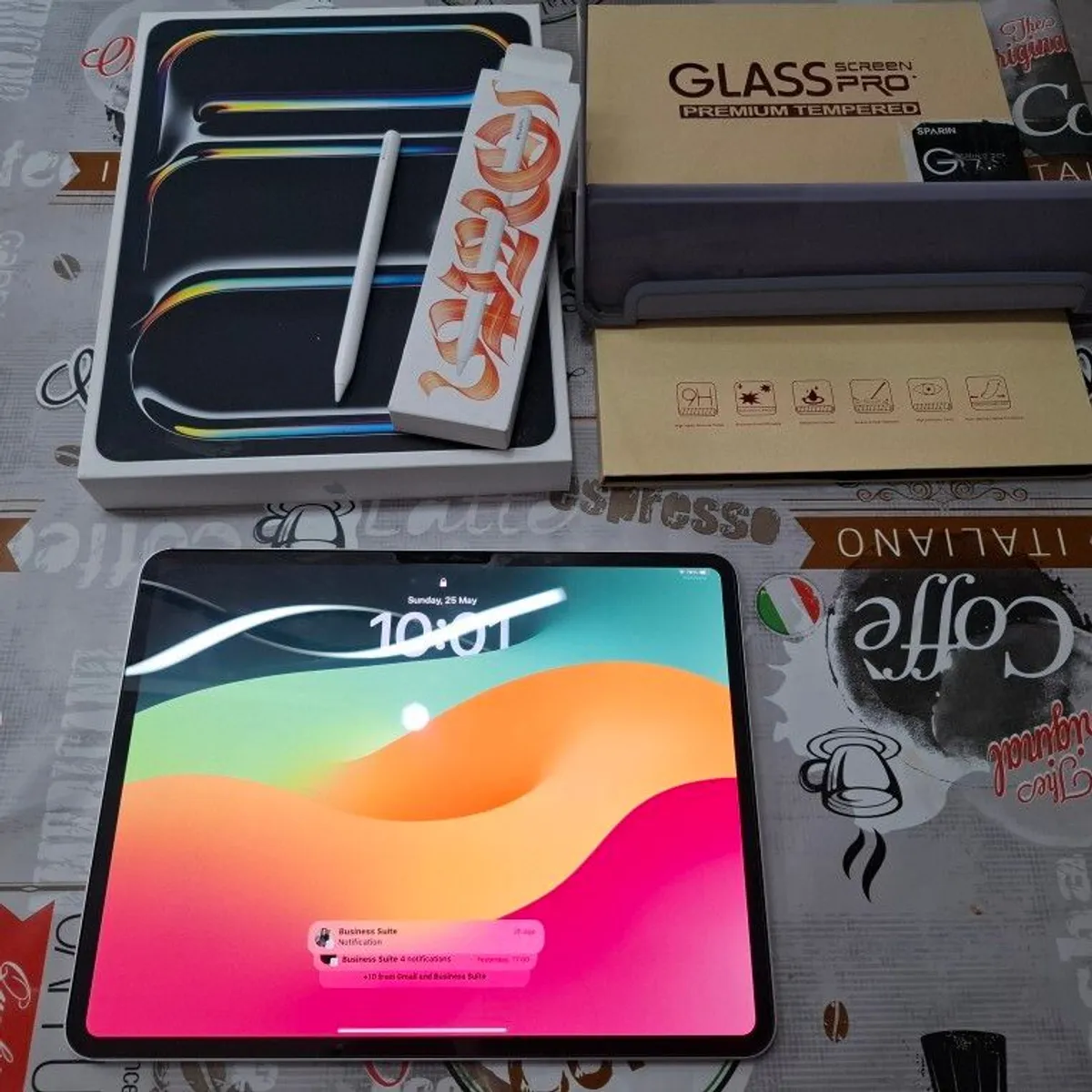 iPad Pro 13 M4 (2024) 7th gen 256 WiFi with Pencil Pro - Image 1