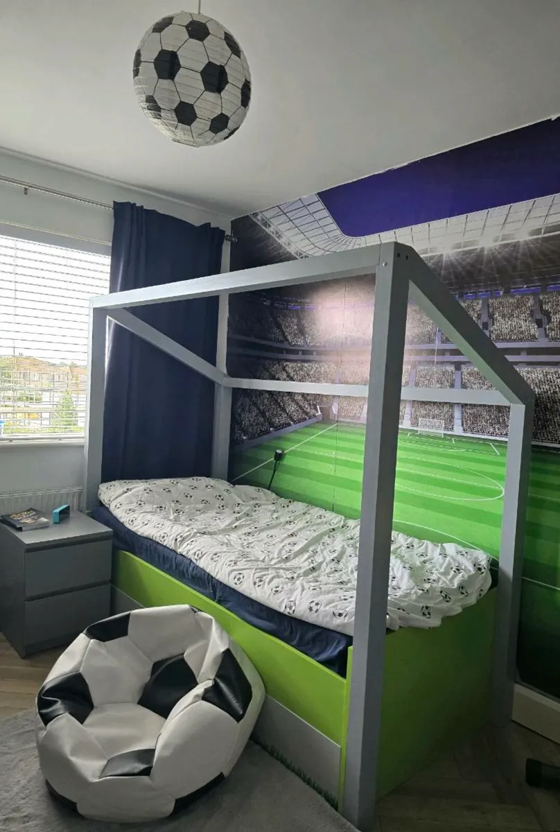 Footbool Goal Bed - Image 1