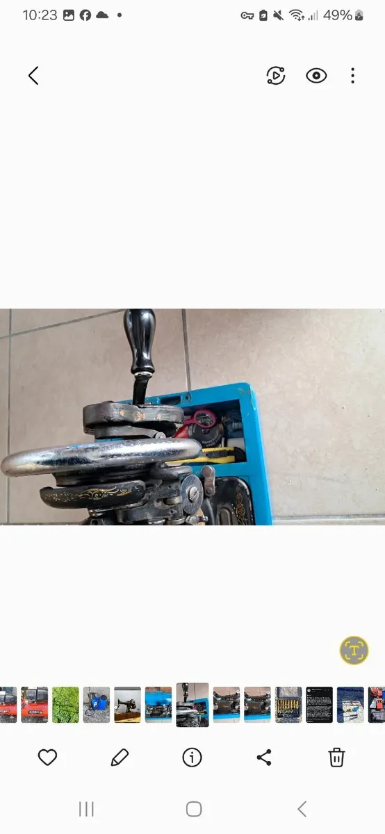 Sewing machine - Image 2