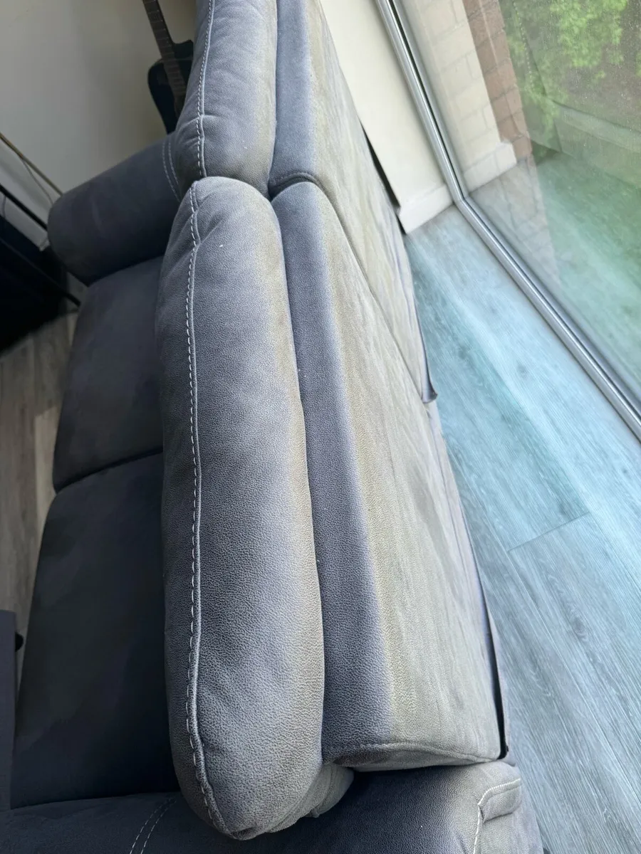 Sofa - Image 3