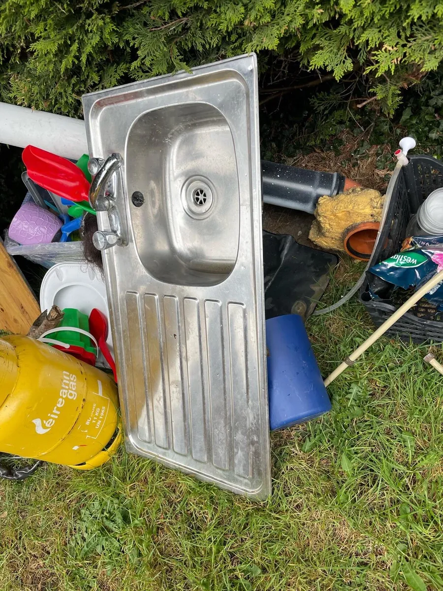 Kitchen sink - Image 2