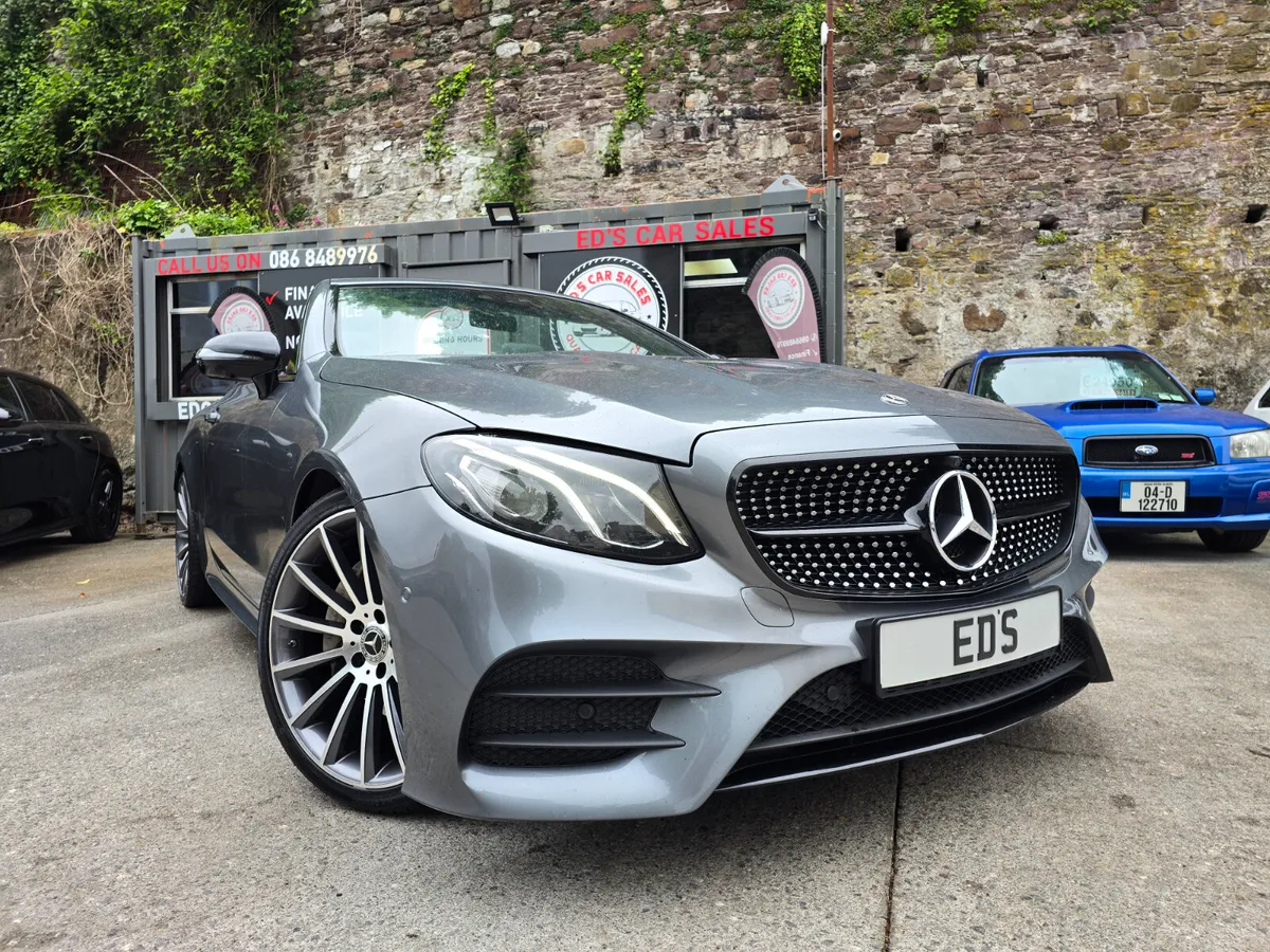 Mercedes-Benz E220 AMG Line Convertible 2018 - Image 4