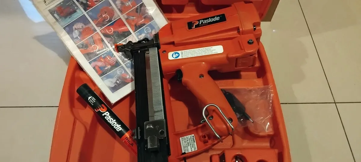 Paslode 16 Gauge 1/2" Crown Stapler - Image 1