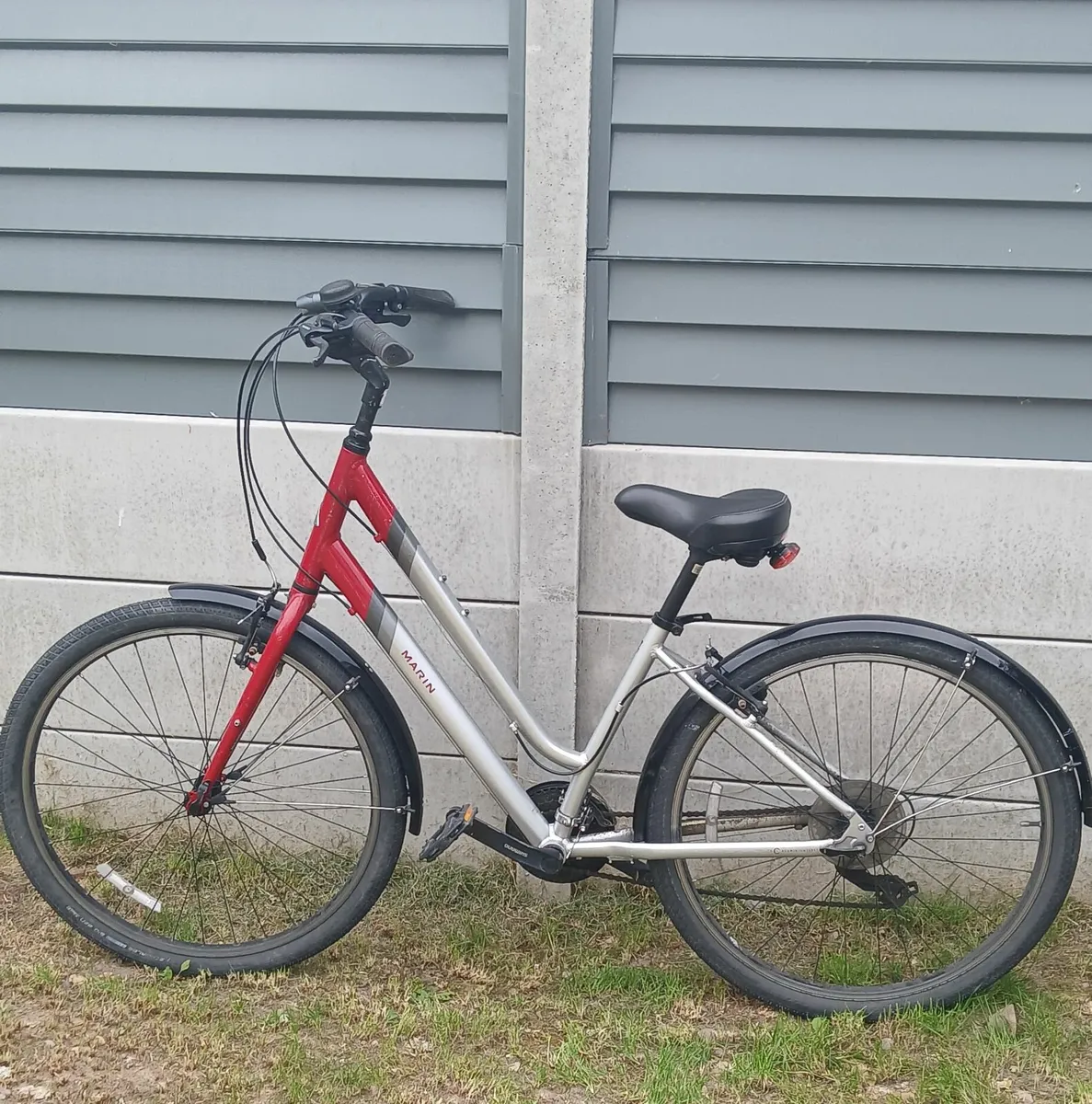 Lightweight Ladies Bike - Image 2