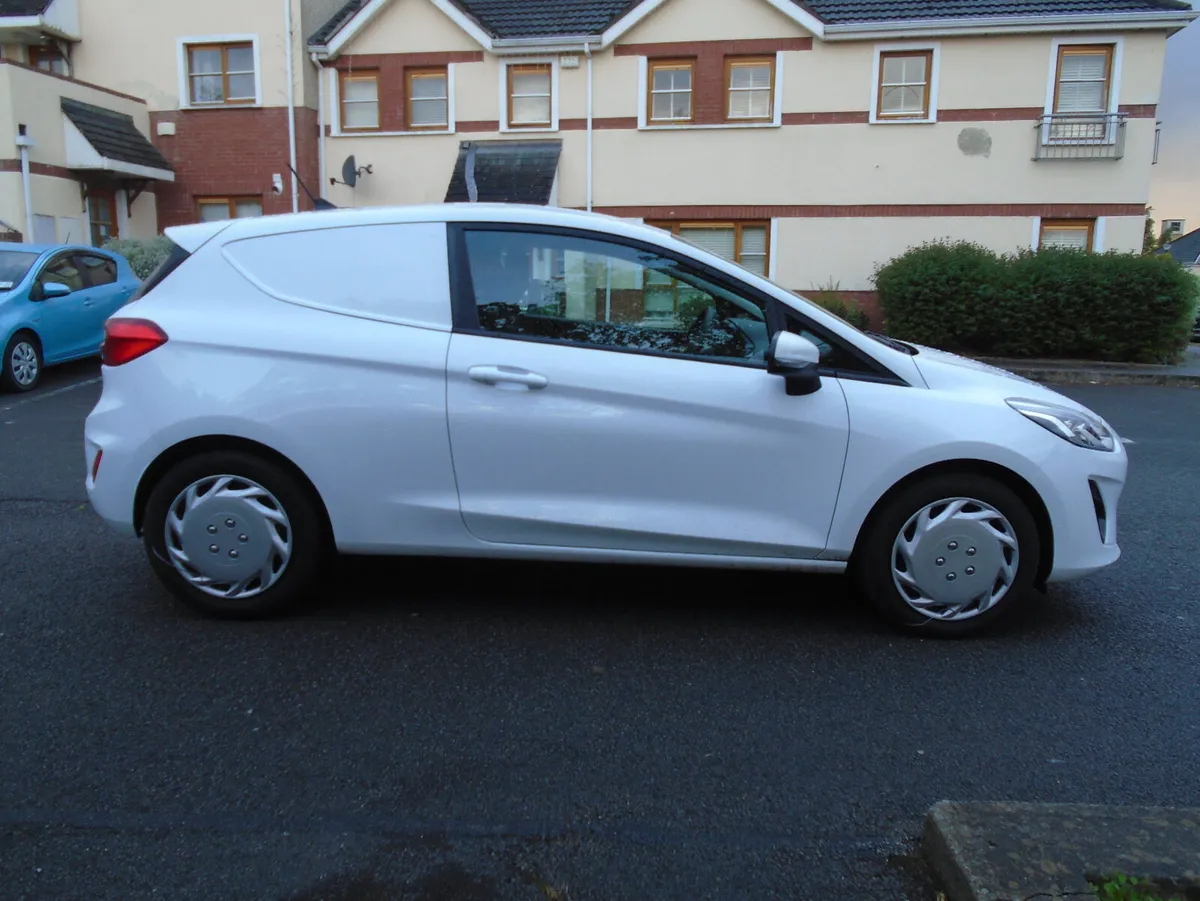 Ford Fiesta. One Owner Total Price 12000 - Image 4