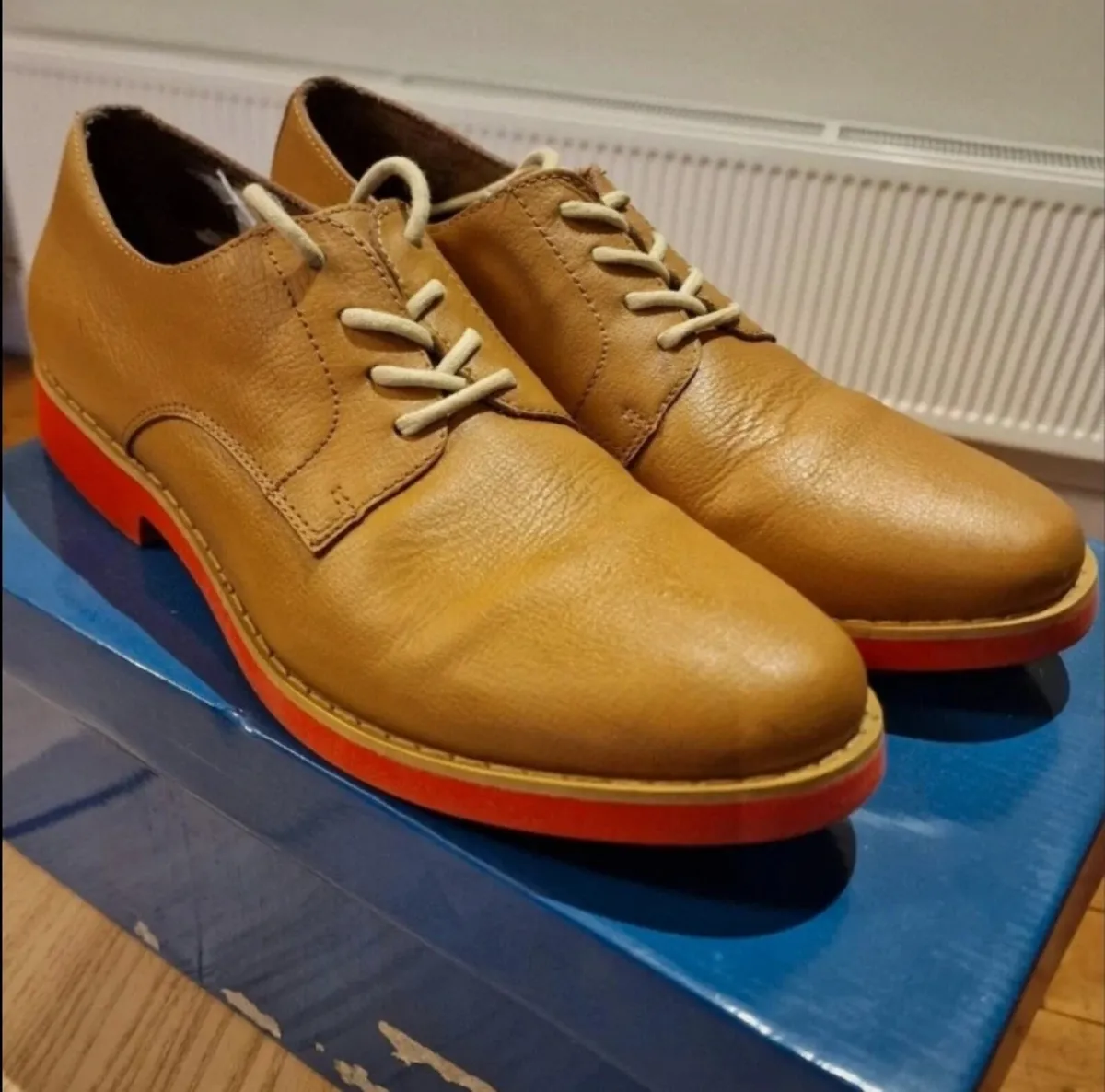 Mens Shore Leave Dress Tan Shoe with Red Sole - Image 1
