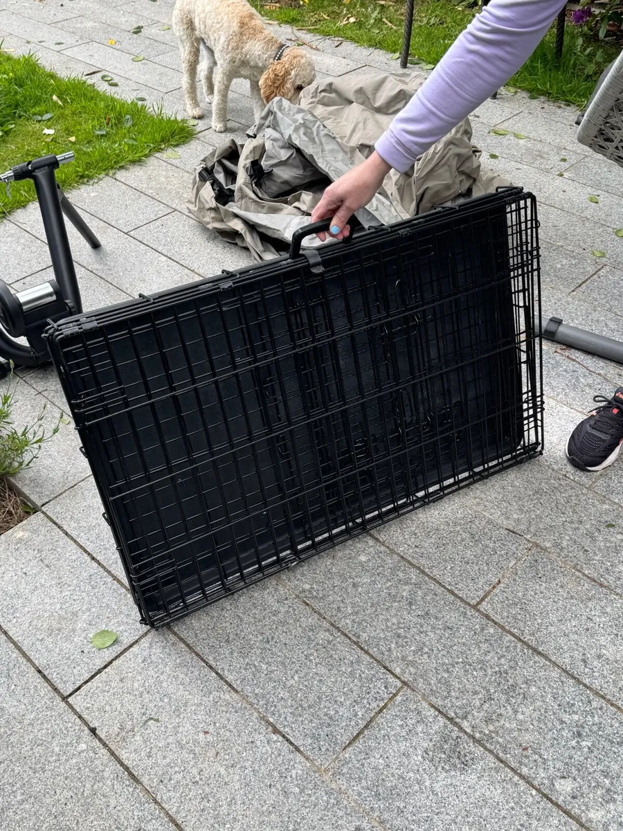 Med-Lrg DOG CRATE - foldable, with carry handle - Image 3