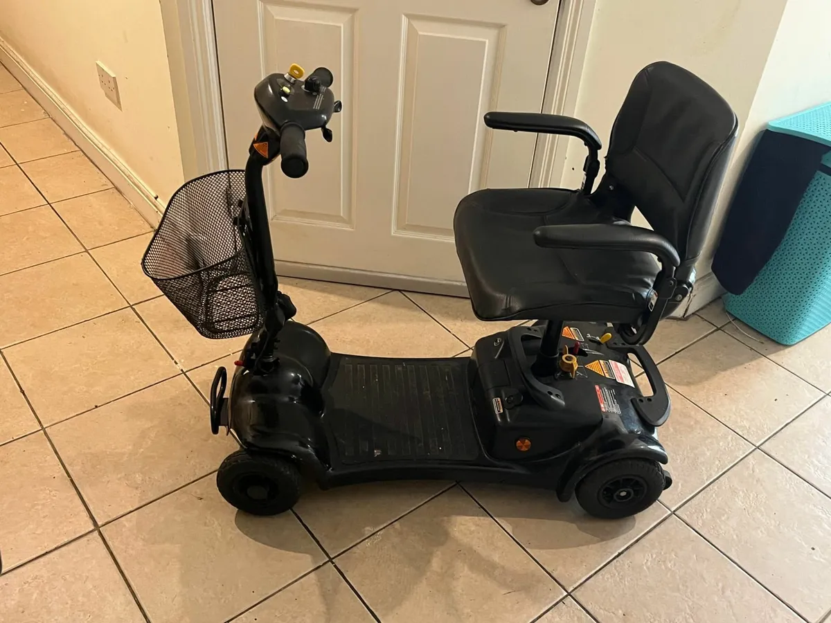 Mobility scooter - Image 1