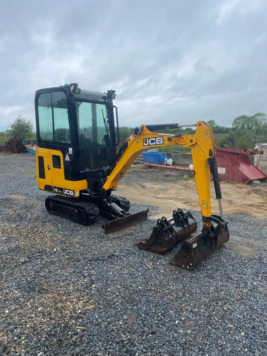 2019 JCB 15C-1 Mini Digger - Image 1