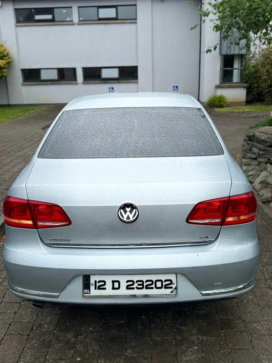 Volkswagen Passat B7 - Image 3