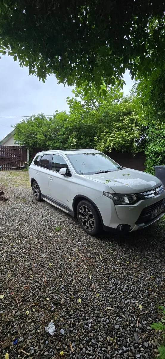 Mitsubishi Outlander 2014 - Image 1
