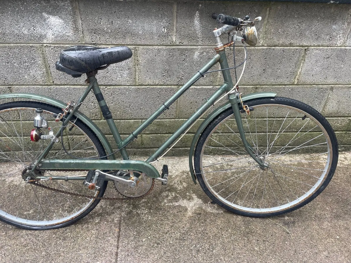 Vintage bike - Image 3