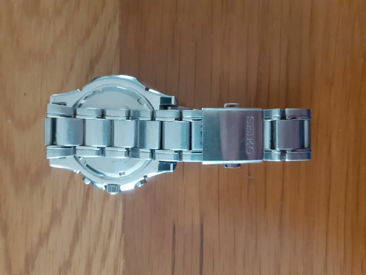 Gents Watch - Image 2