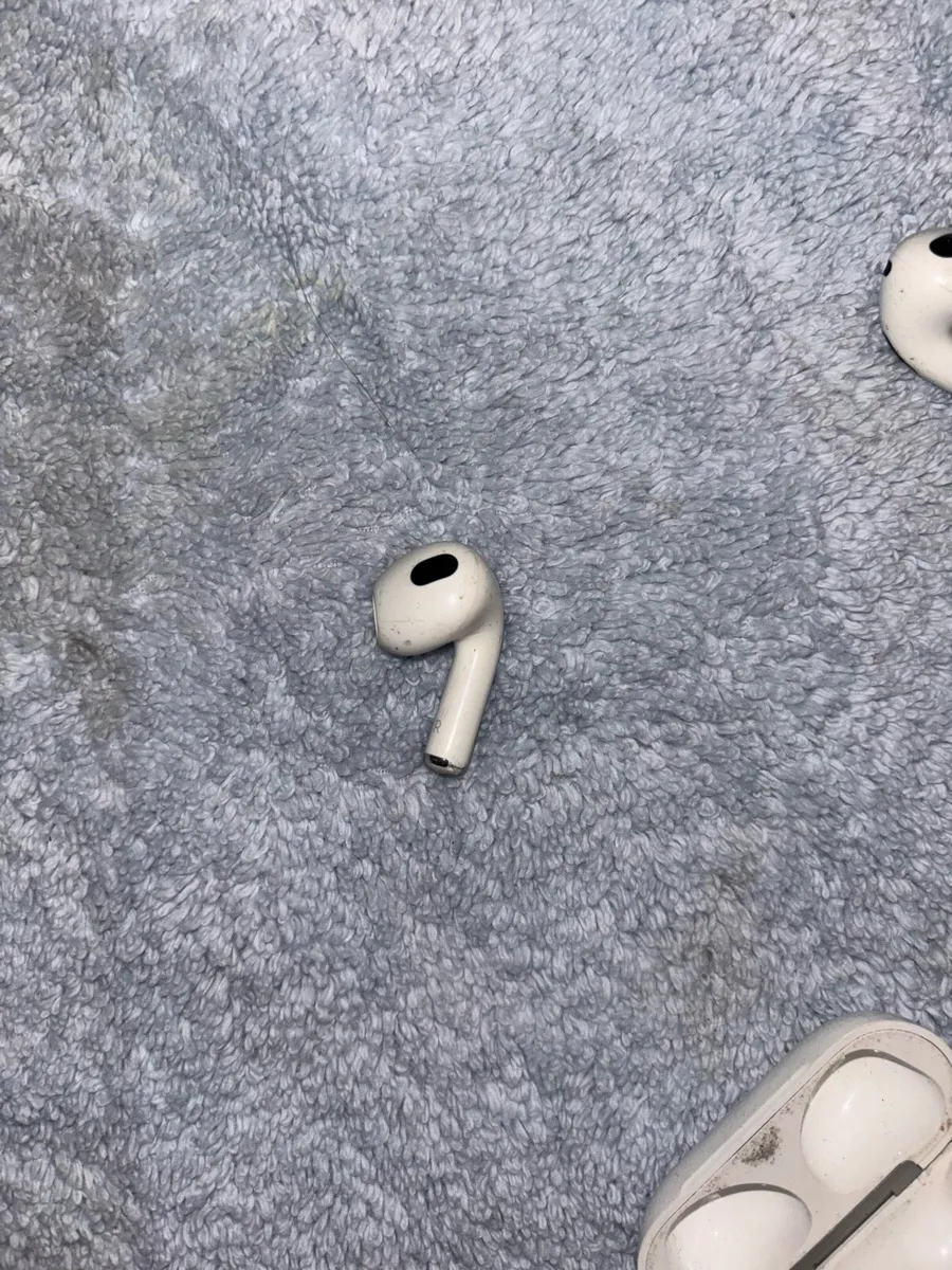 AirPods 3 - Image 4