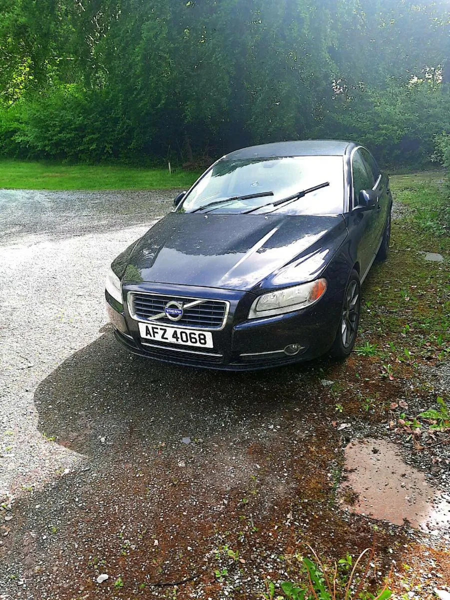 Volvo S80 - Image 1