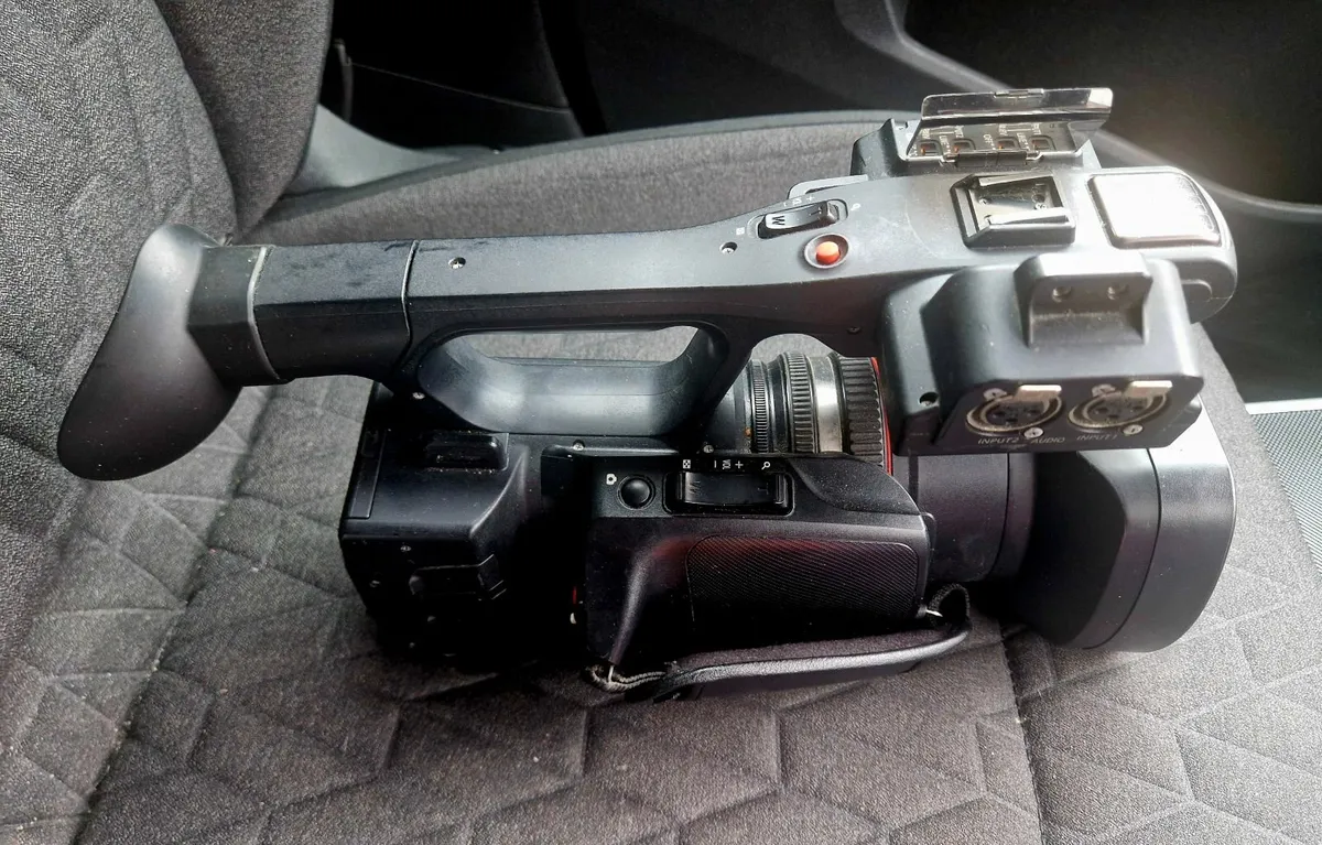 PANASONIC AG AC90 CAMERA - Image 2