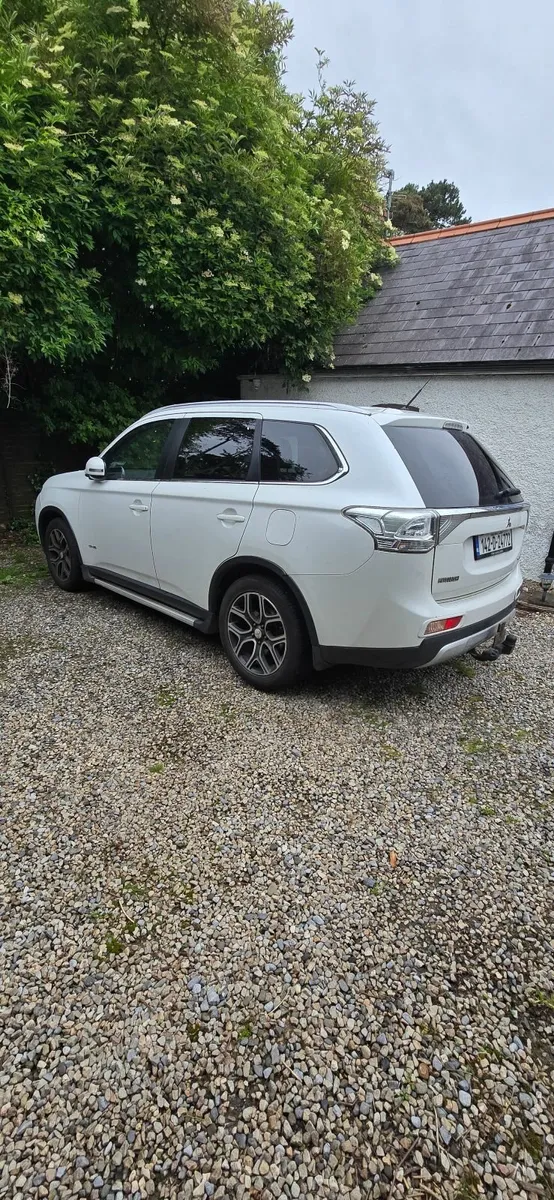 Mitsubishi Outlander 2014 - Image 4
