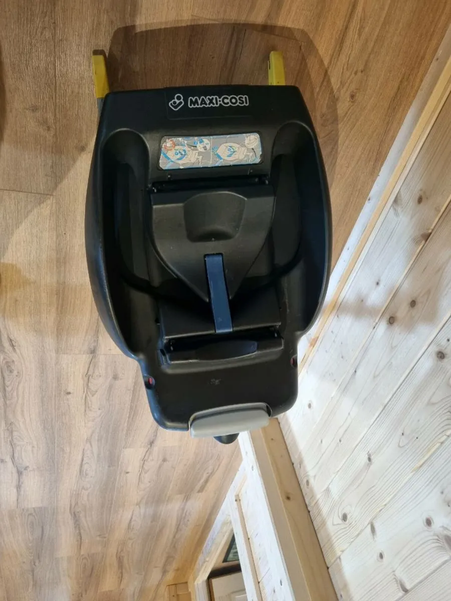 Isofix base - Image 2