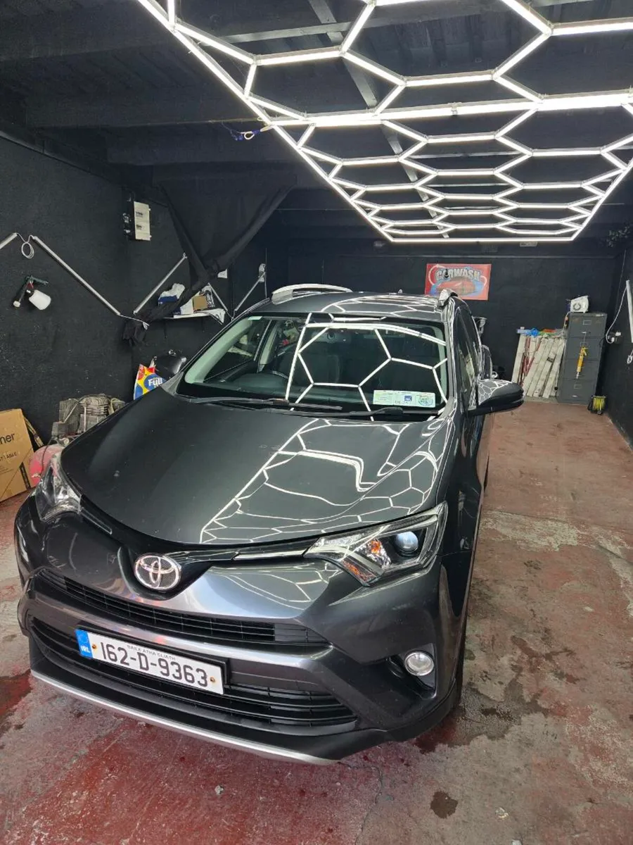 162 TOYOTA RAW4 - Image 2
