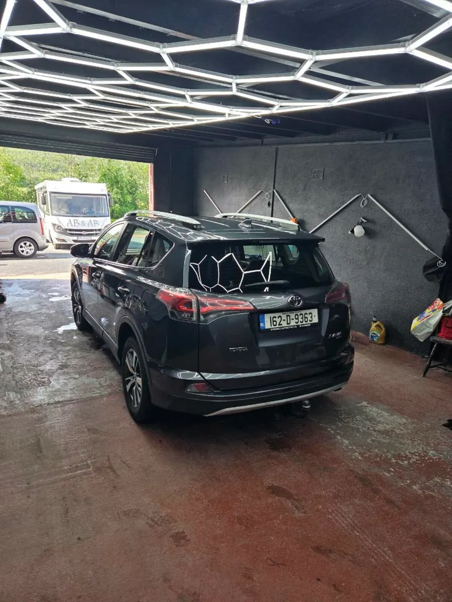 162 TOYOTA RAW4 - Image 3