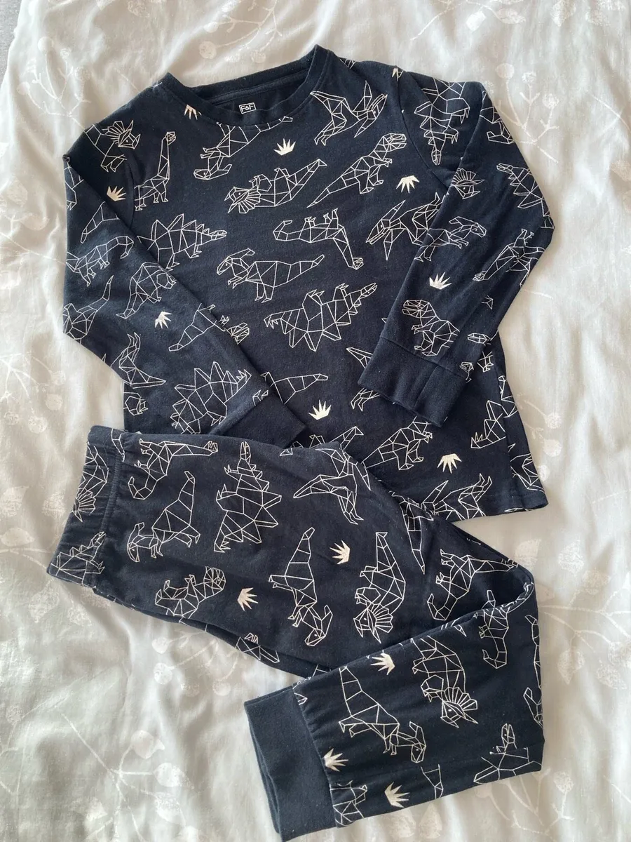 3 pijama sets 7-8y - Image 2
