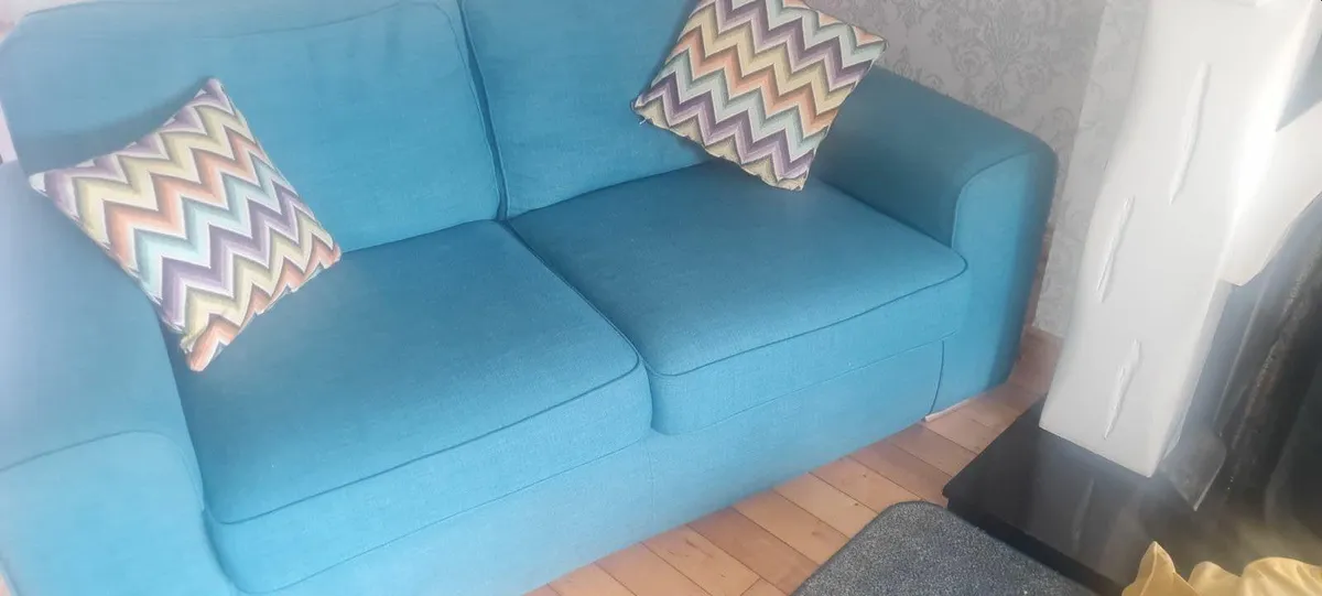 3 and 2 seater sofa - Image 1