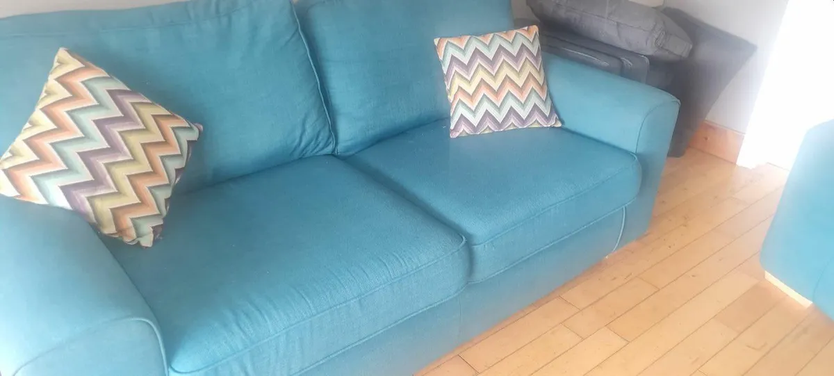 3 and 2 seater sofa - Image 2