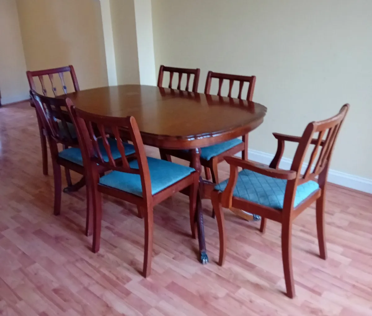 Dining Table & Chairs - Image 1