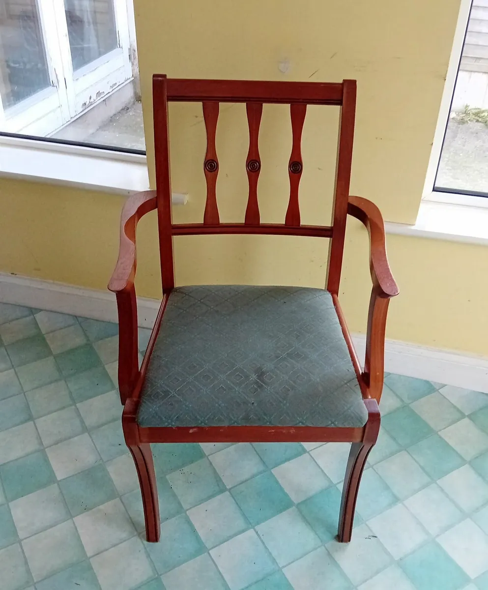 Dining Table & Chairs - Image 3