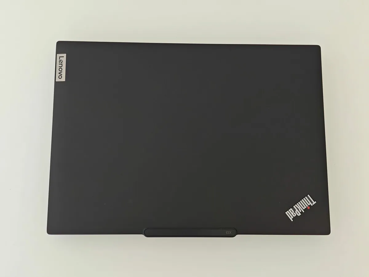 Lenovo ThinkPad X13 Gen 4 - Image 2