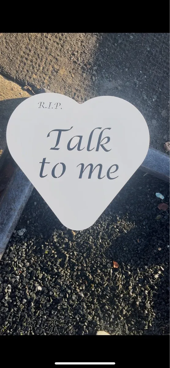 Grave Plaque/Seat - Image 2