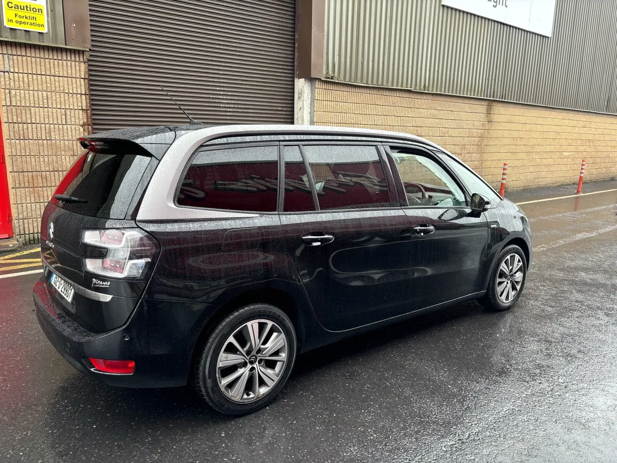 152 Citroen Picasso - Image 2