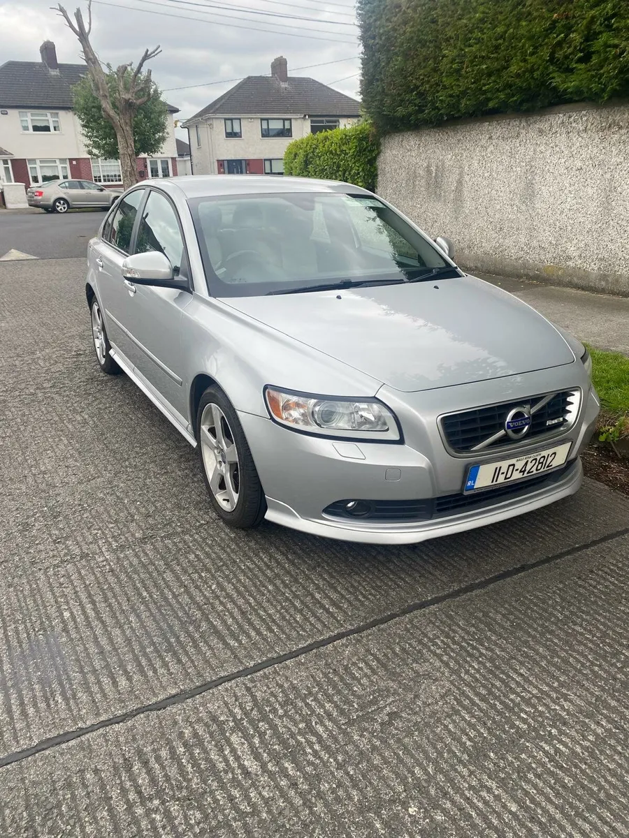 Volvo S40, 1.6 DIESEL, R DESIGN, NCTD 7/26, 2011 - Image 1