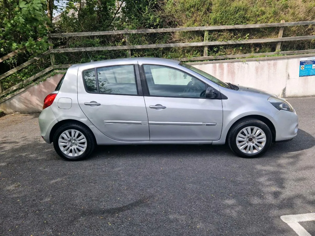 10 Clio 1.2 Petrol Nct & Tax Only 103k Kilometres - Image 3