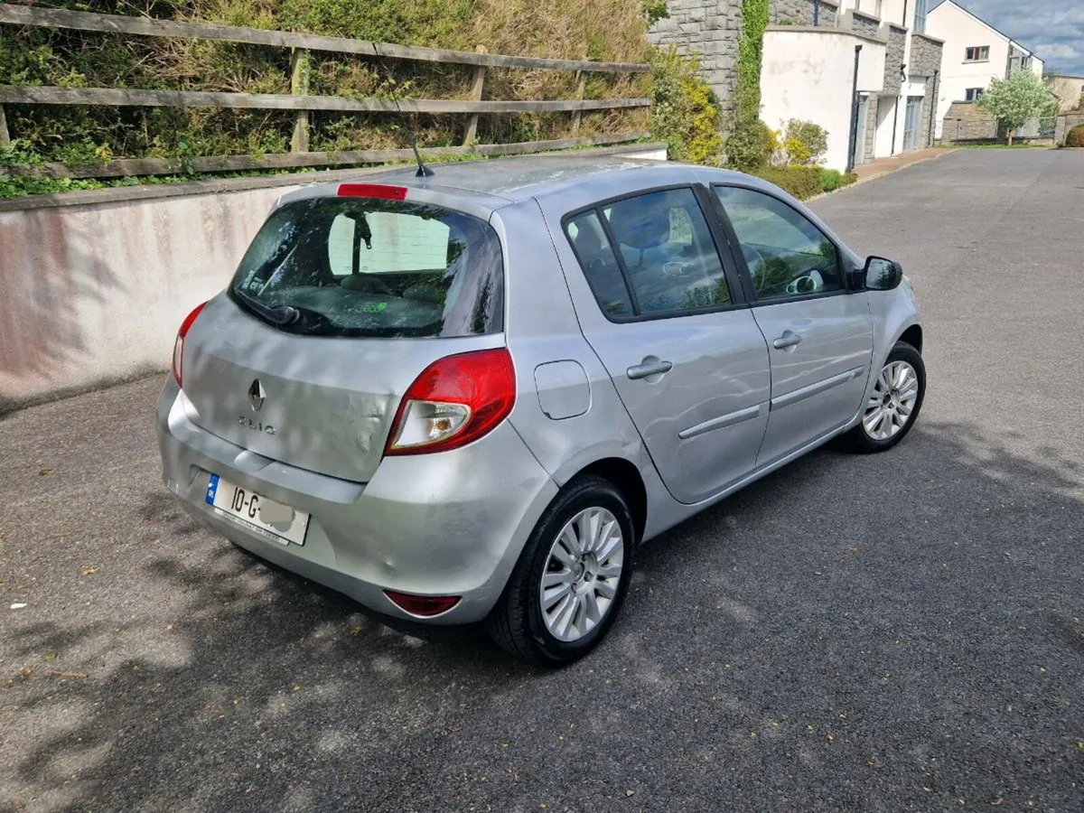 10 Clio 1.2 Petrol Nct & Tax Only 103k Kilometres - Image 4