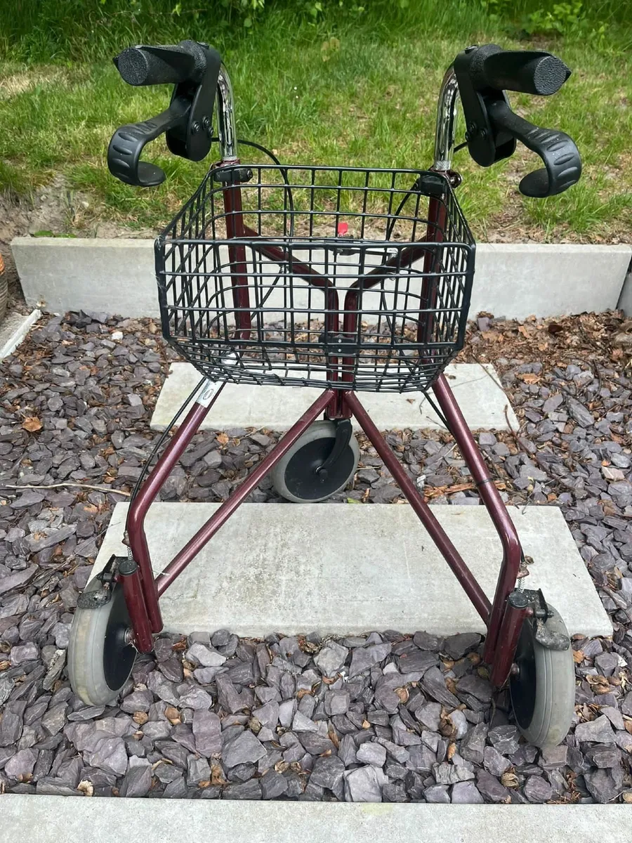 Mobility aids - Image 1