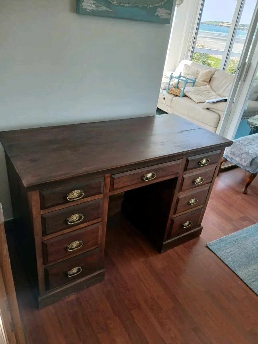 Restored writing/executive desk - Image 1