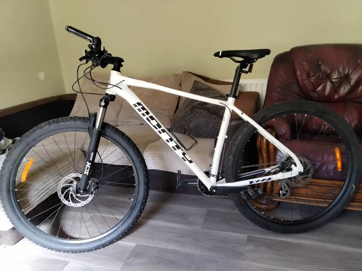 Monty KZ7 Mountain bike mens - Image 1