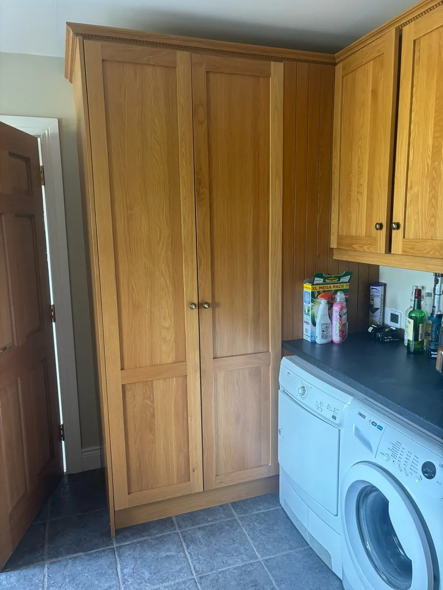 Kitchen units - Image 1