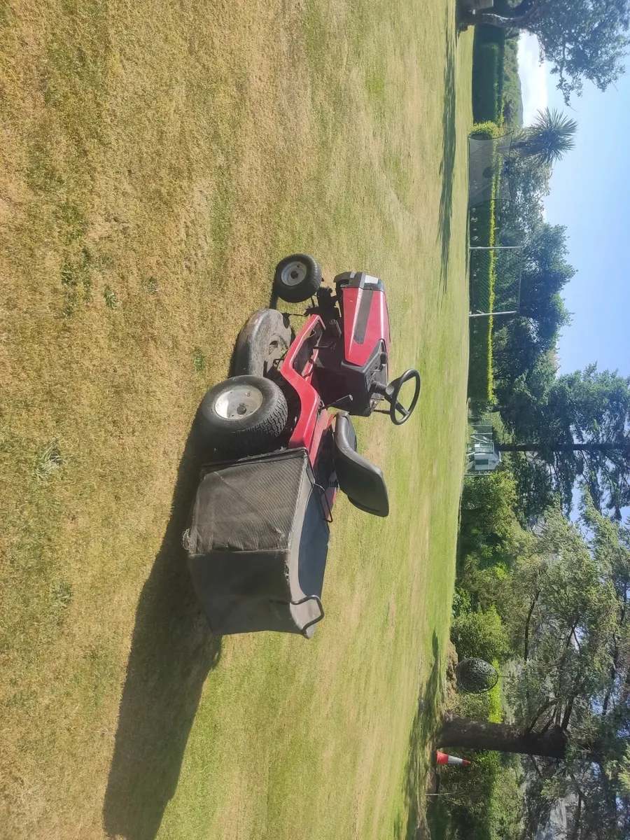 Ride on lawnmower - Image 4