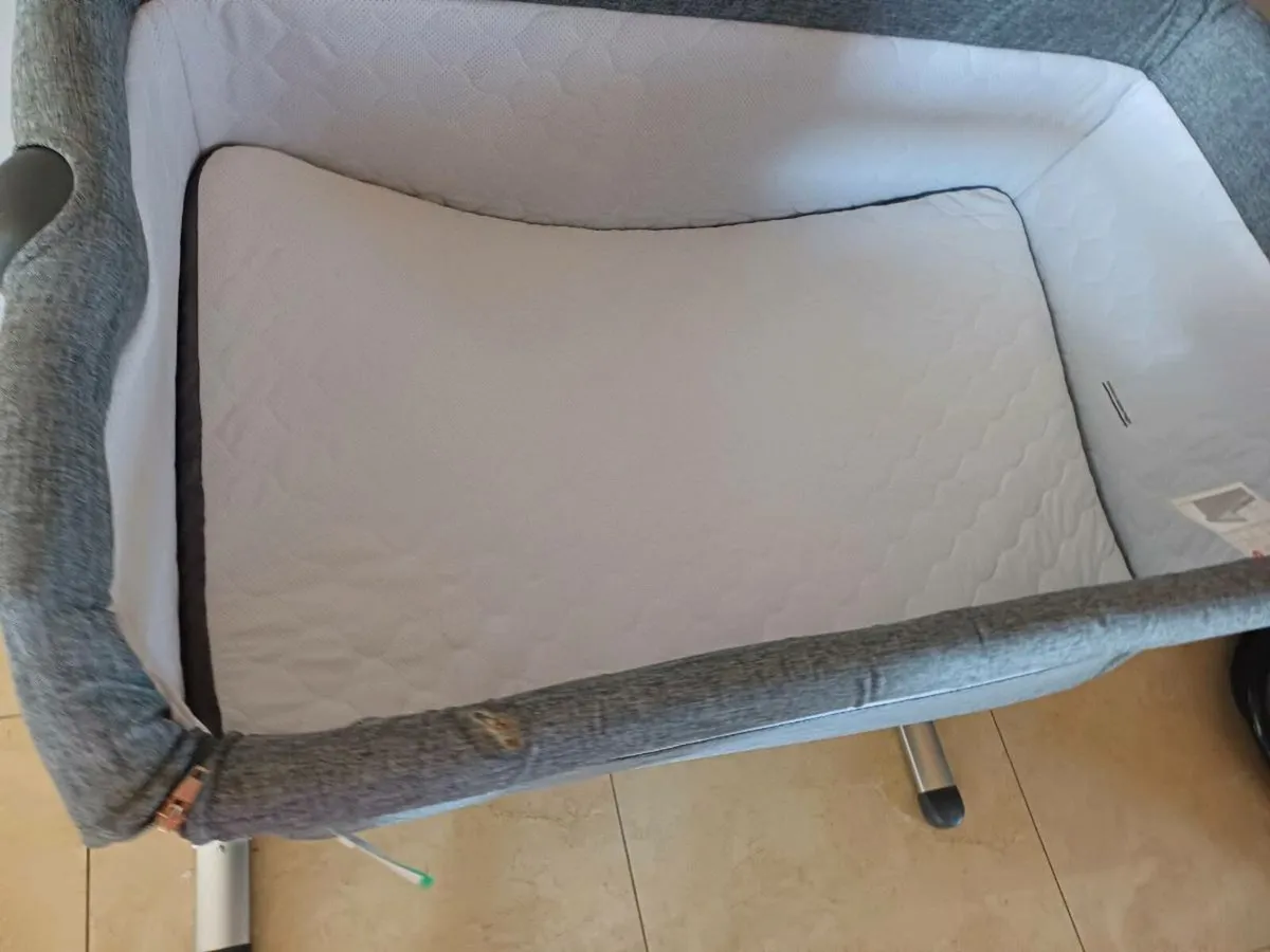 Babylo Co-Sleeper Cot - Image 3