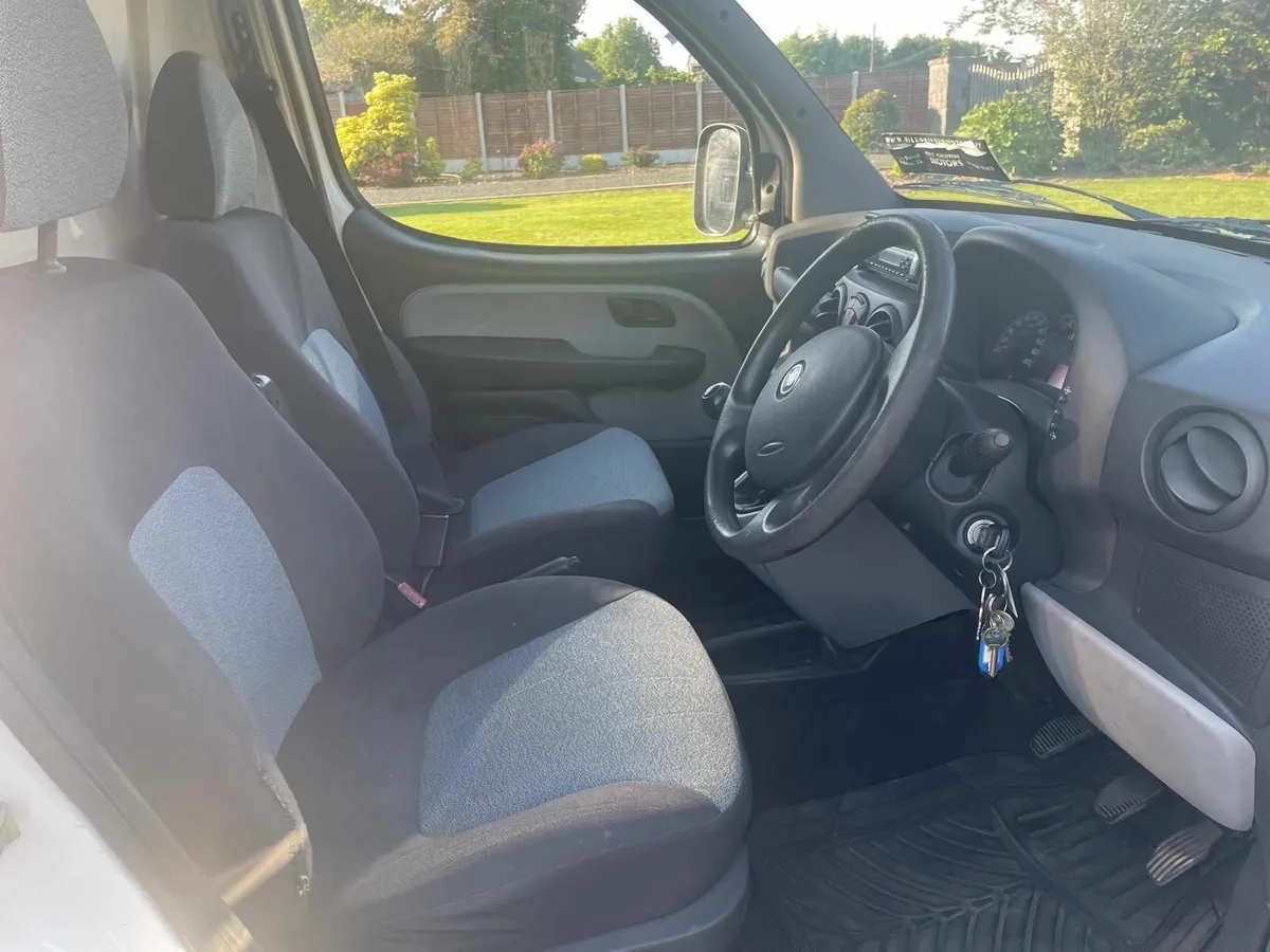 Fiat Doblo Van 2010 - Image 4