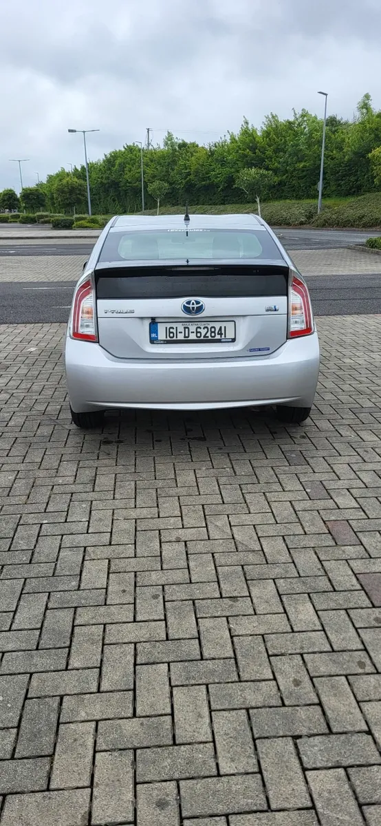 Toyota Prius 2016 - Image 3