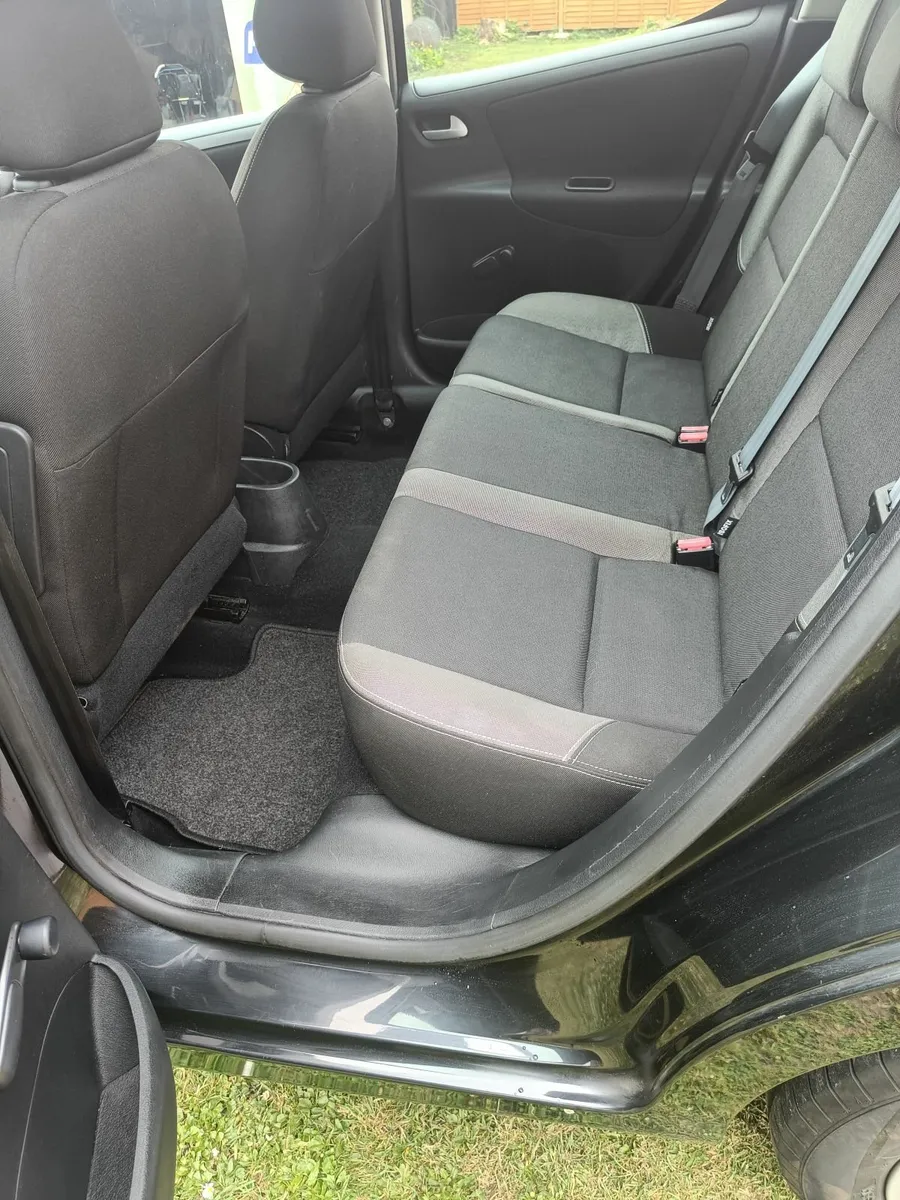 Peugeot 207 2011 - Image 3