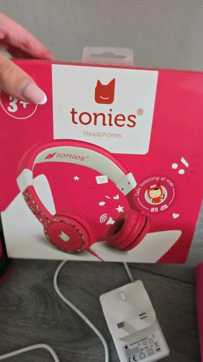 Tonie box characters and headphones - Image 4