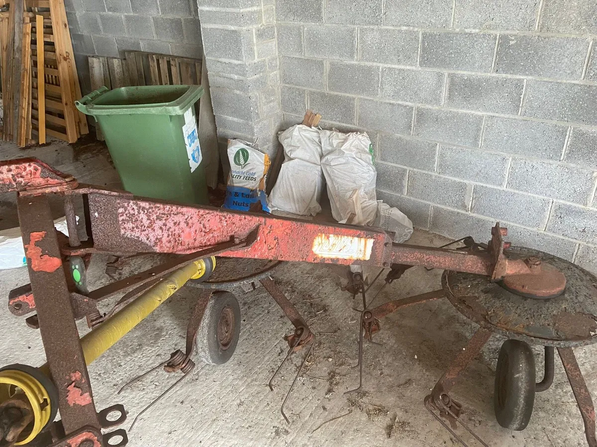 Farm equipment for sale - Image 1