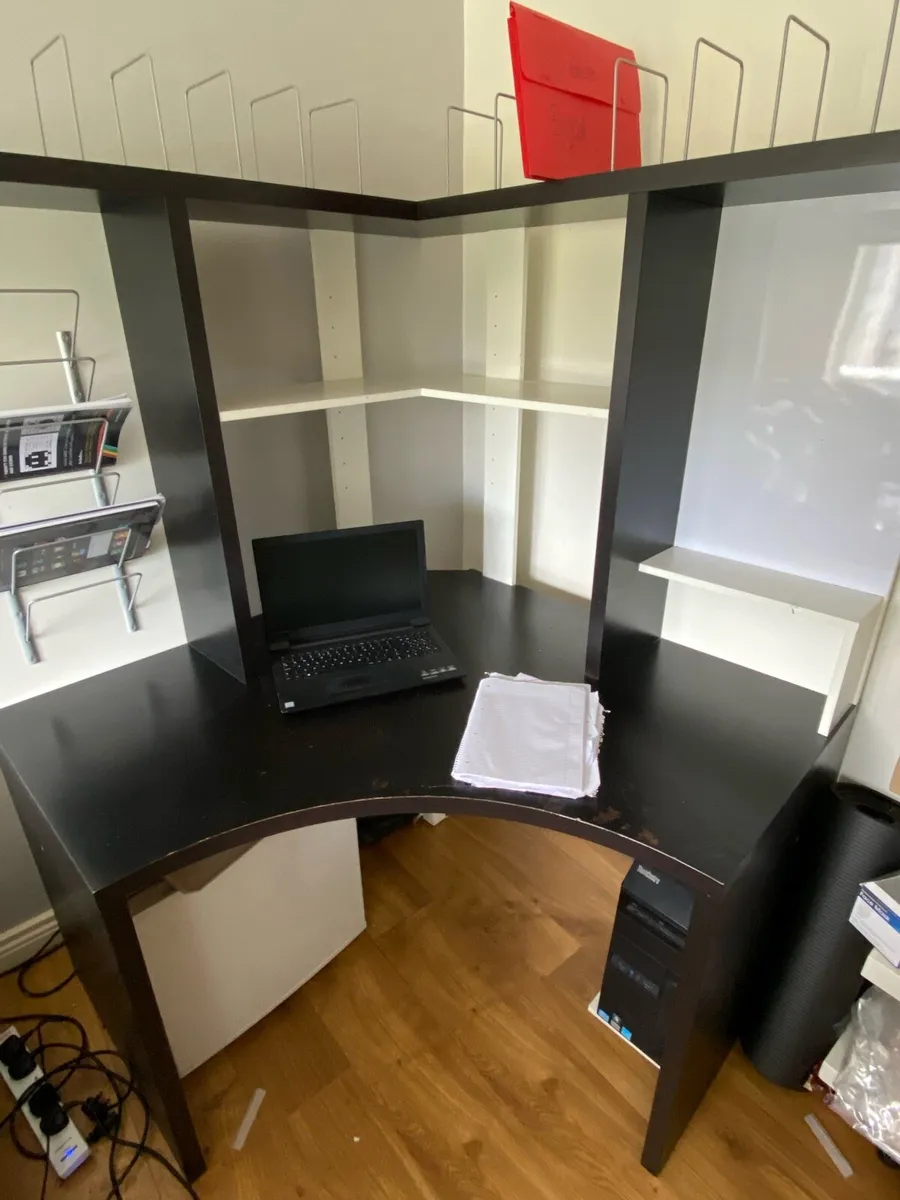 Desk - Image 2